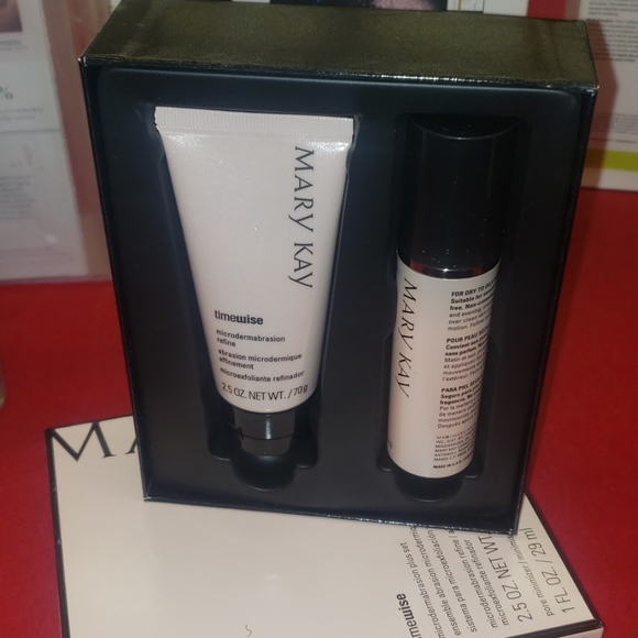 Microdermabrasion PlusSmaller looking pores for - Picture 4 of 4